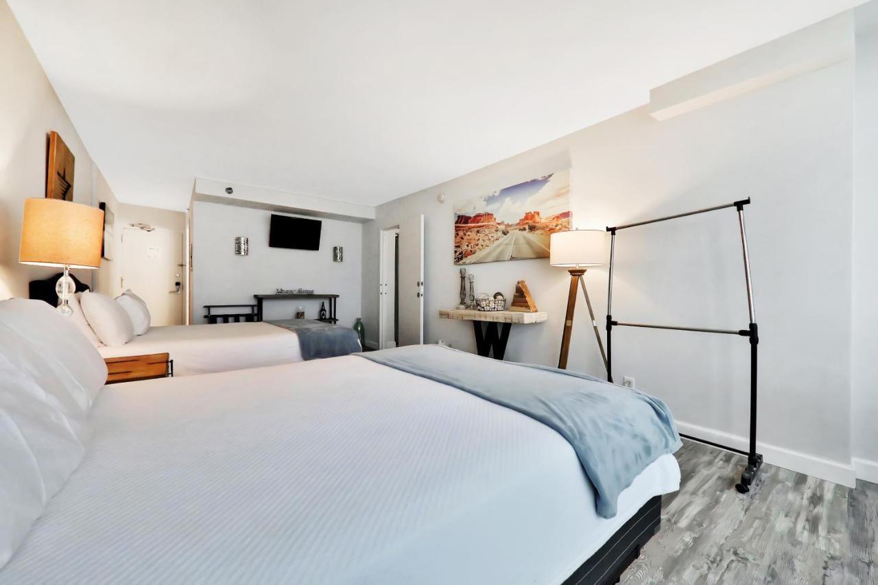 Oceanside Hotel Daytona Beach Shores Esterno foto